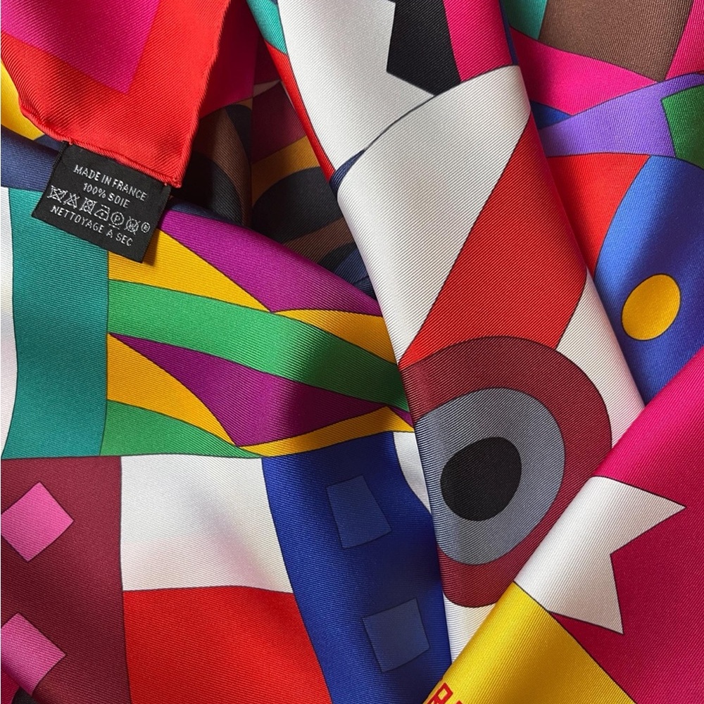 New w/tags and box-HERMÈS CHEVAL de FÊTE Silk Scarf 2021 designed by Jan Bajtlik